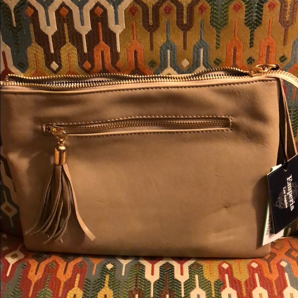 Clutch with tassel